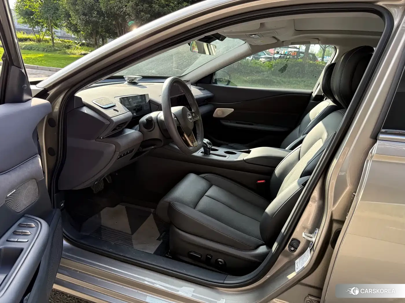 Nissan Teana 2025 Champagne/brown из Китая, фото 6
