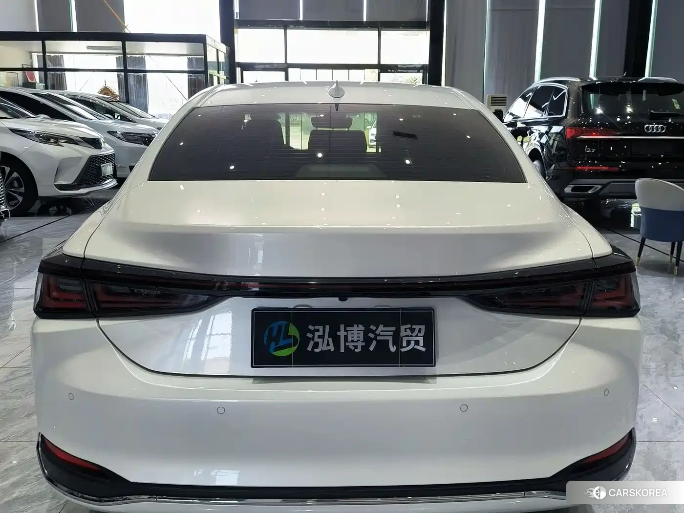 Lexus ES id 4629510 из Китая 10