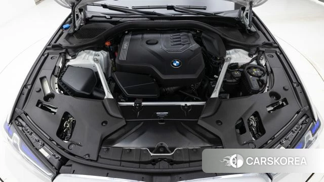 BMW 5 Series (G30) id 3798920 из Кореи 16