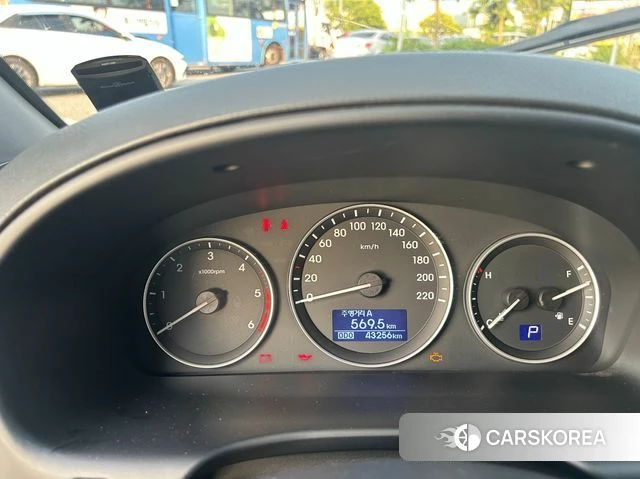 Hyundai The New Grand Starex id 4447042 из Кореи 12