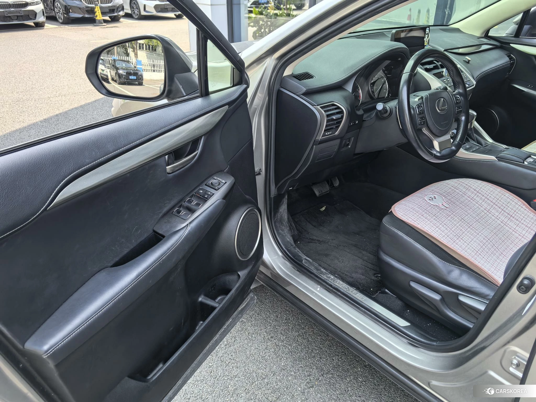 Lexus NX id 4455427 из Китая 8