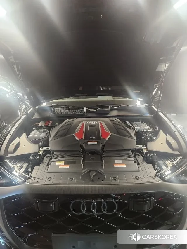 Audi RSQ8 (4M) id 3079622 из Кореи 11