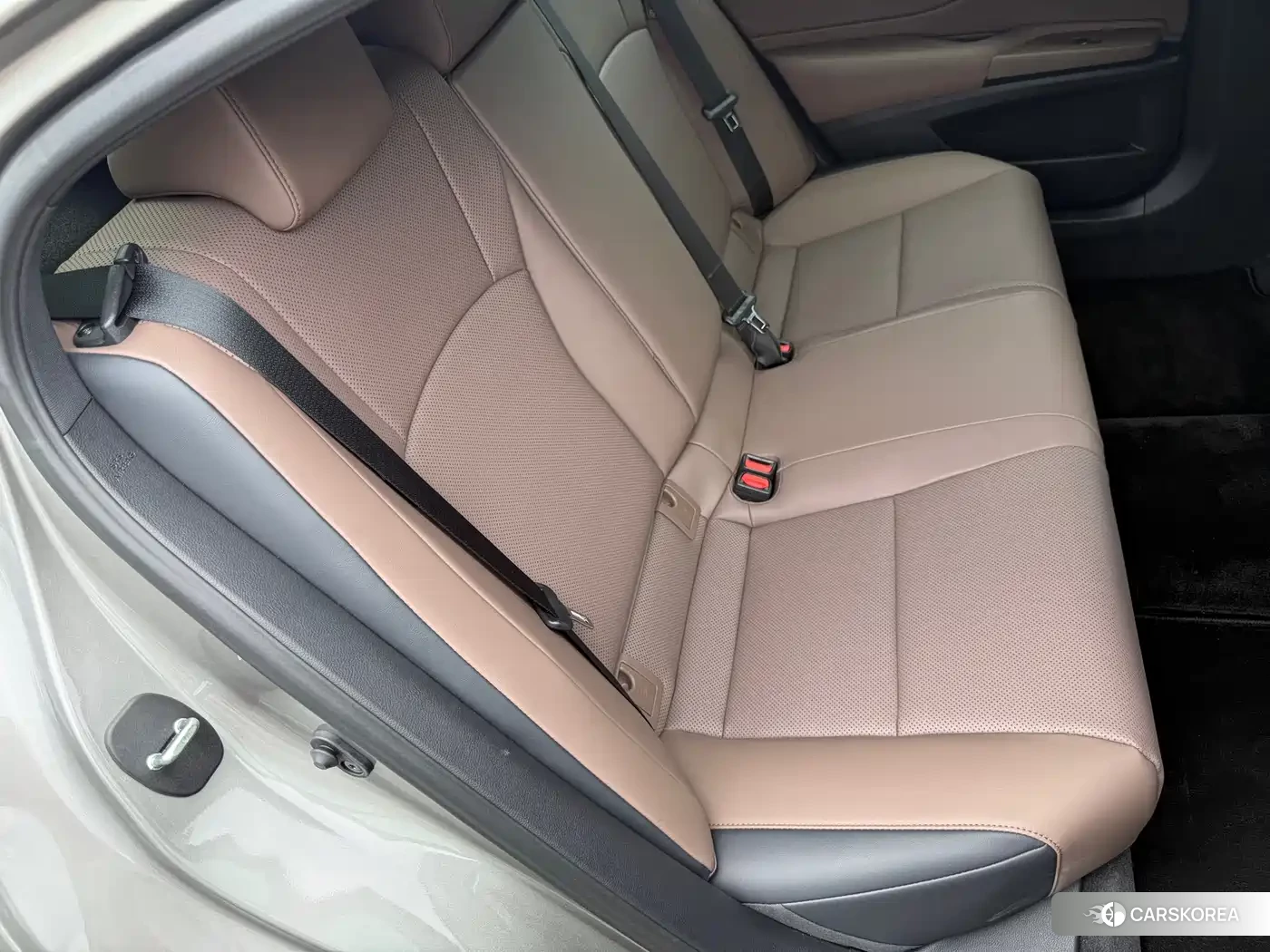 Lexus ES id 4547986 из Китая 12