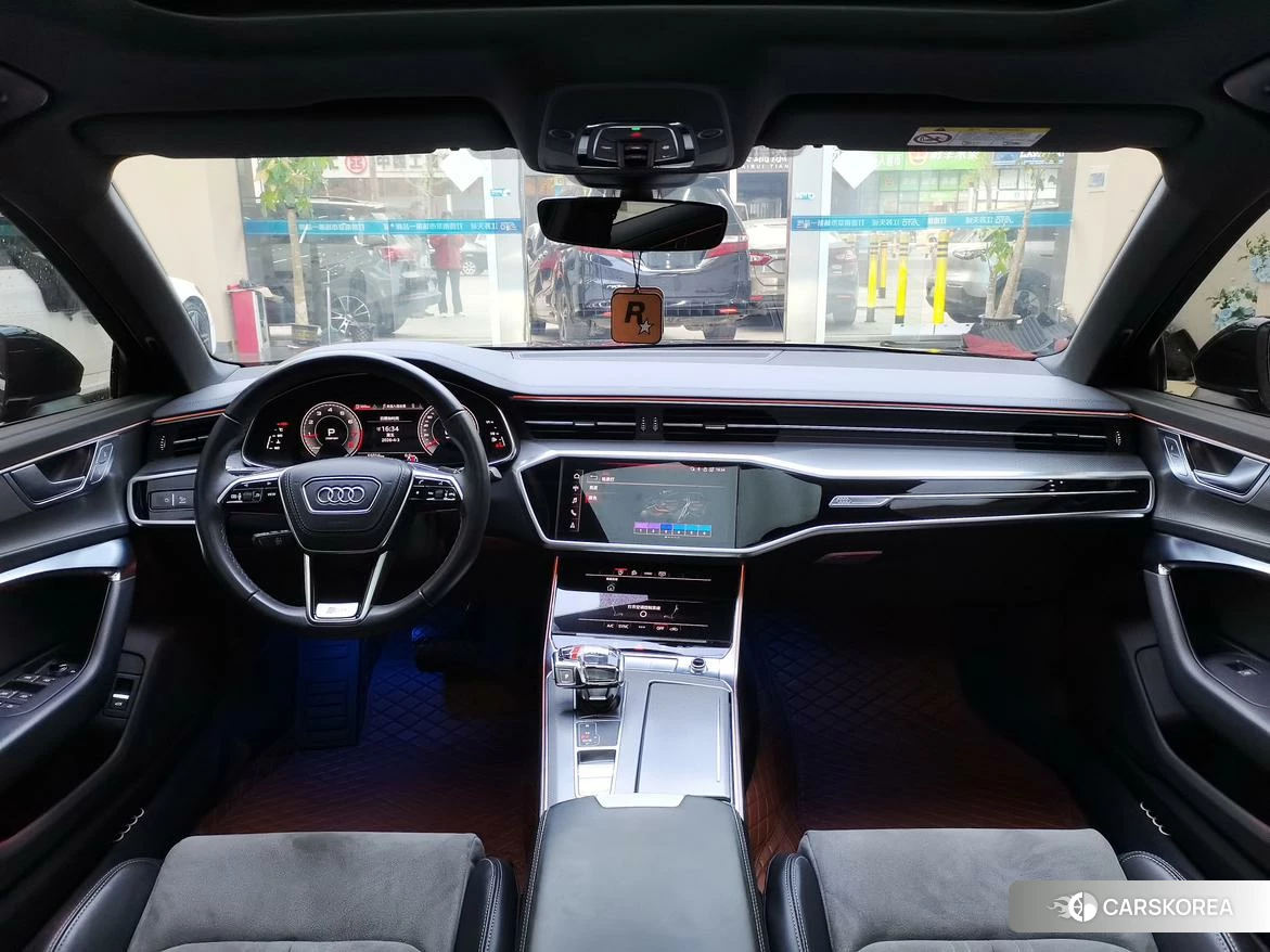 Audi A6L id 4467739 из Китая 20