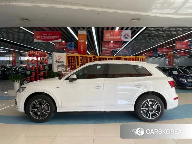 Audi Q5L id 4205738 из Китая 26