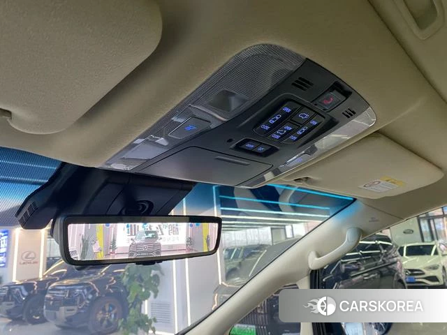 Toyota Wilfa id 3856964 из Китая 8