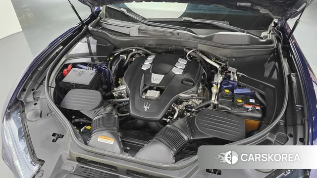 Maserati Levante id 4614996 из Кореи 16