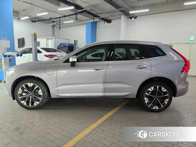 Volvo XC60 second Generation 2025 Серебряный из Кореи, фото 6
