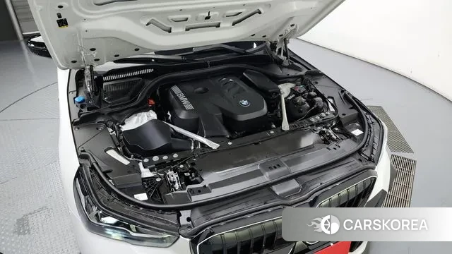 BMW 5 Series (G60) id 3015938 из Кореи 16