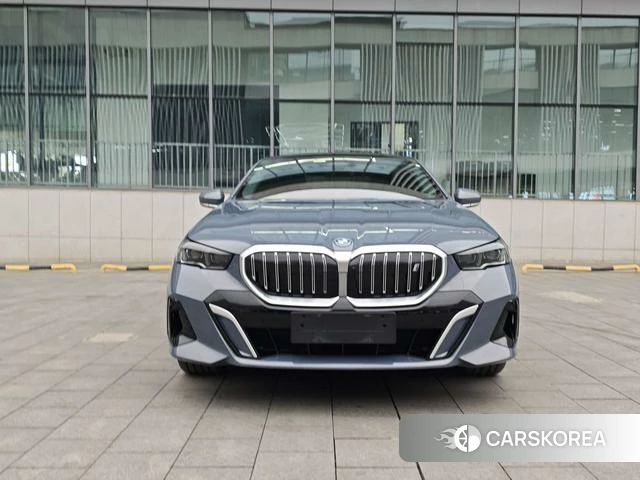 BMW i5 id 4257966 из Китая 10