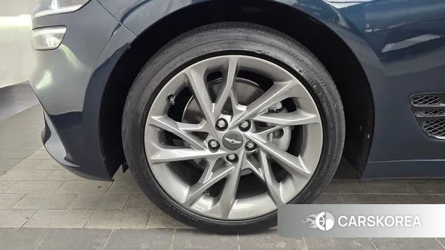 Genesis The New G70 id 3655245 из Кореи 16