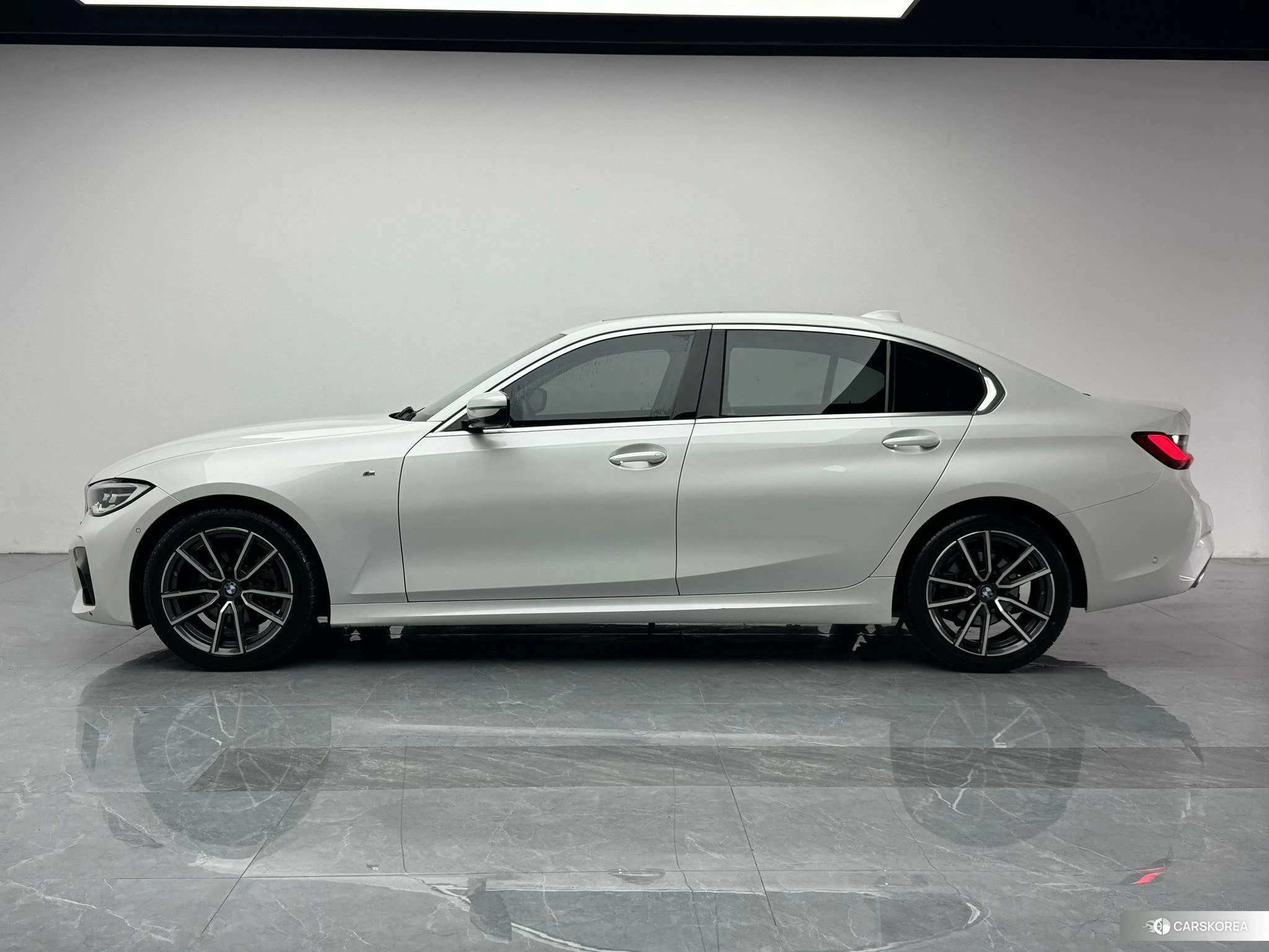 BMW 3 series id 4461785 из Китая 16