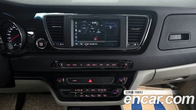 Kia The New Carnival id 2634442 из Кореи 16