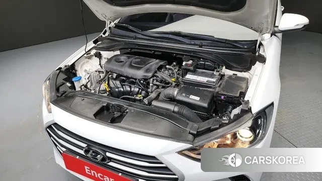 Hyundai Avante AD id 2961780 из Кореи 16