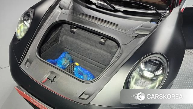 Porsche 911(992) id 4871521 из Кореи 16