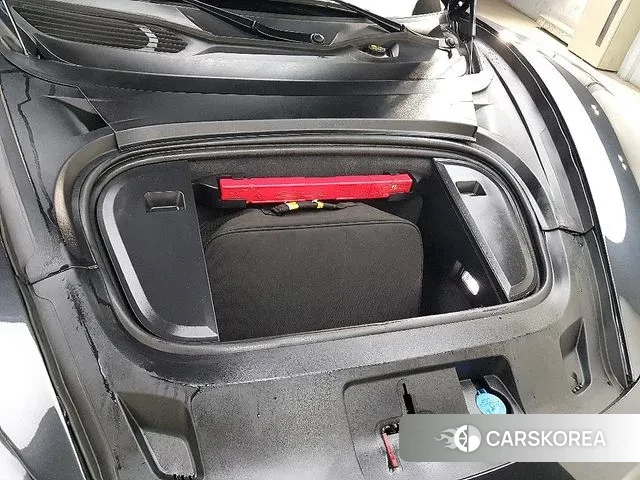 Porsche Taycan id 3328931 из Кореи 16