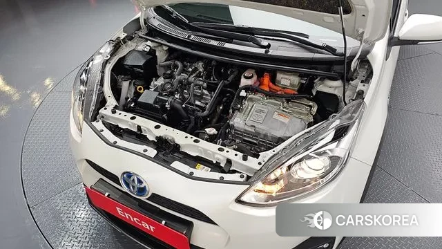 Toyota Prius C id 3374206 из Кореи 16