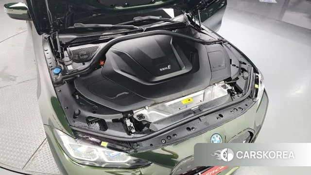 BMW i4 id 3002788 из Кореи 16