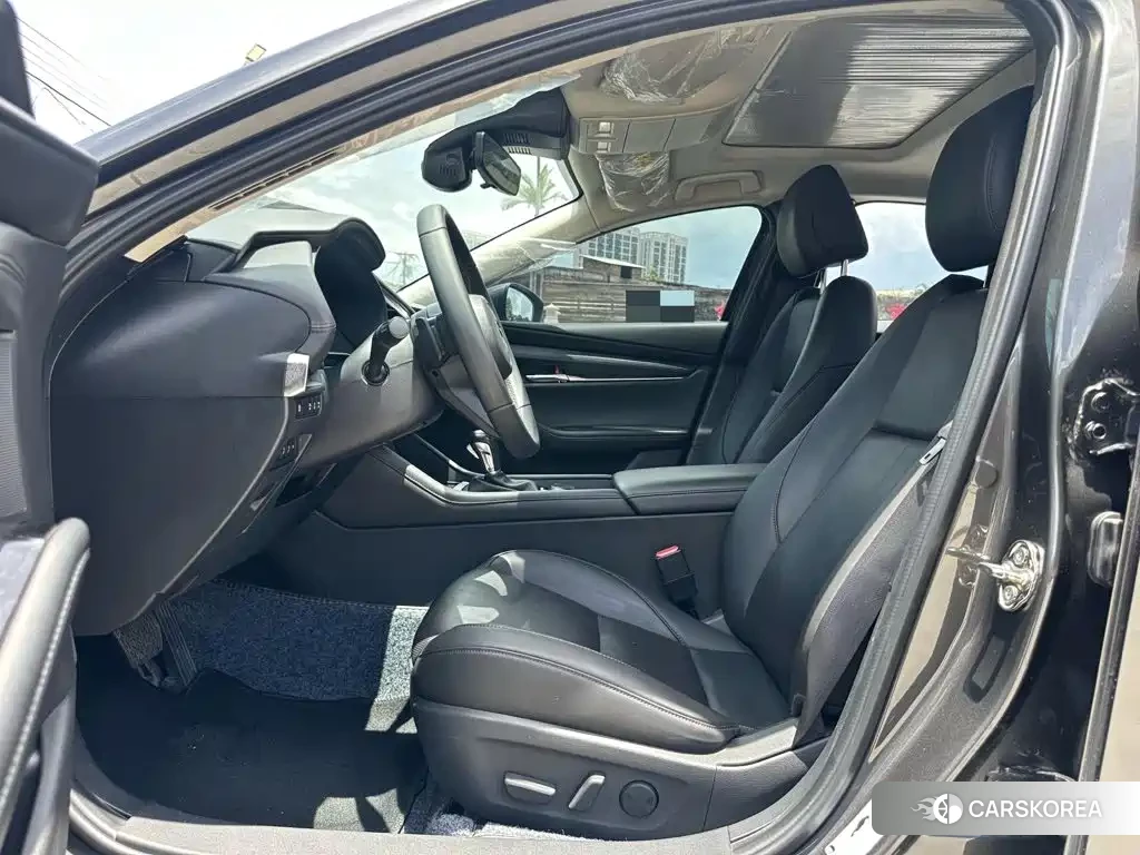 Mazda 3 2023 Silver/gray из Китая, фото 6