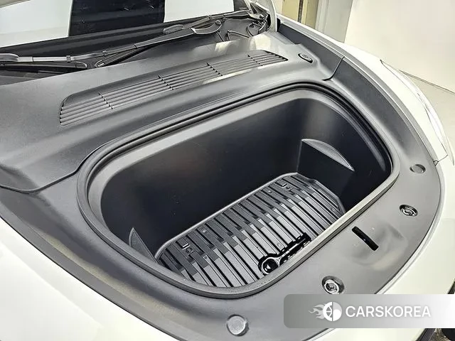 Tesla Model Y 2021 Белый из Кореи, фото 6