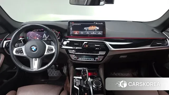 BMW 5 Series (G30) id 3348206 из Кореи 16