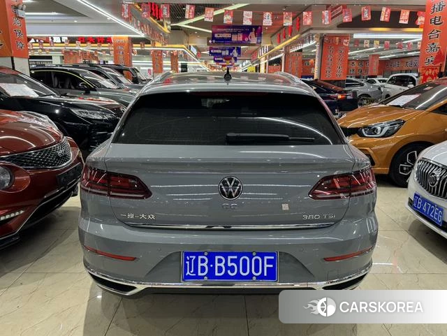 Volkswagen CC 2024 Серебристо-серый из Китая, фото 6