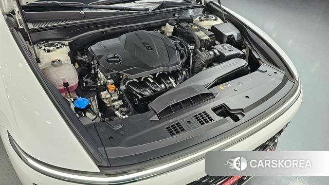 Hyundai Grandeur (GN7) id 3851217 из Кореи 16