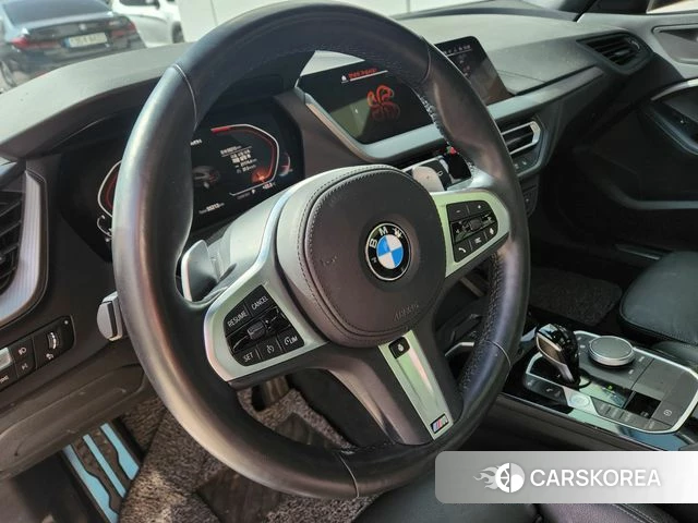 BMW 1 Series (F40) 2022 Серебристо-серый из Кореи, фото 6