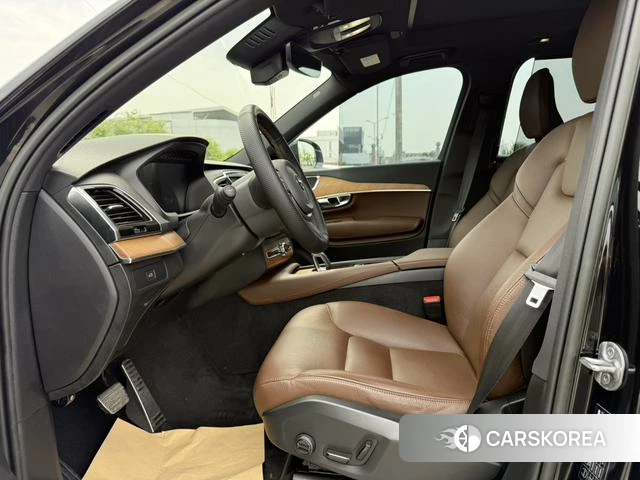 Volvo XC90 2023 Черный из Китая, фото 6