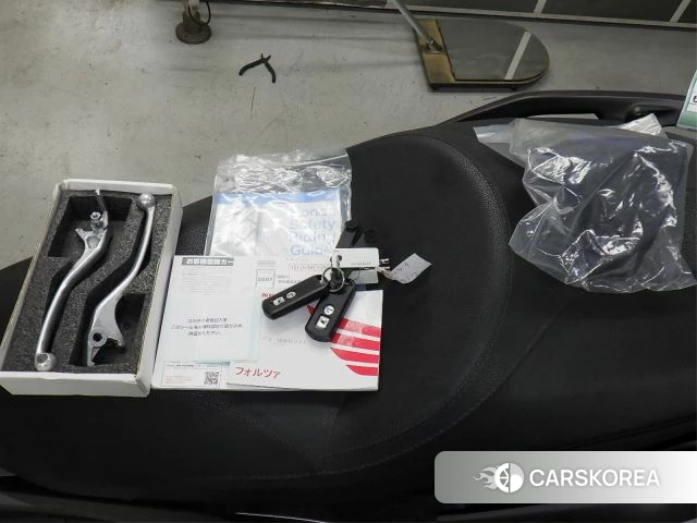 Honda FORZA id 4184454 из Японии 20