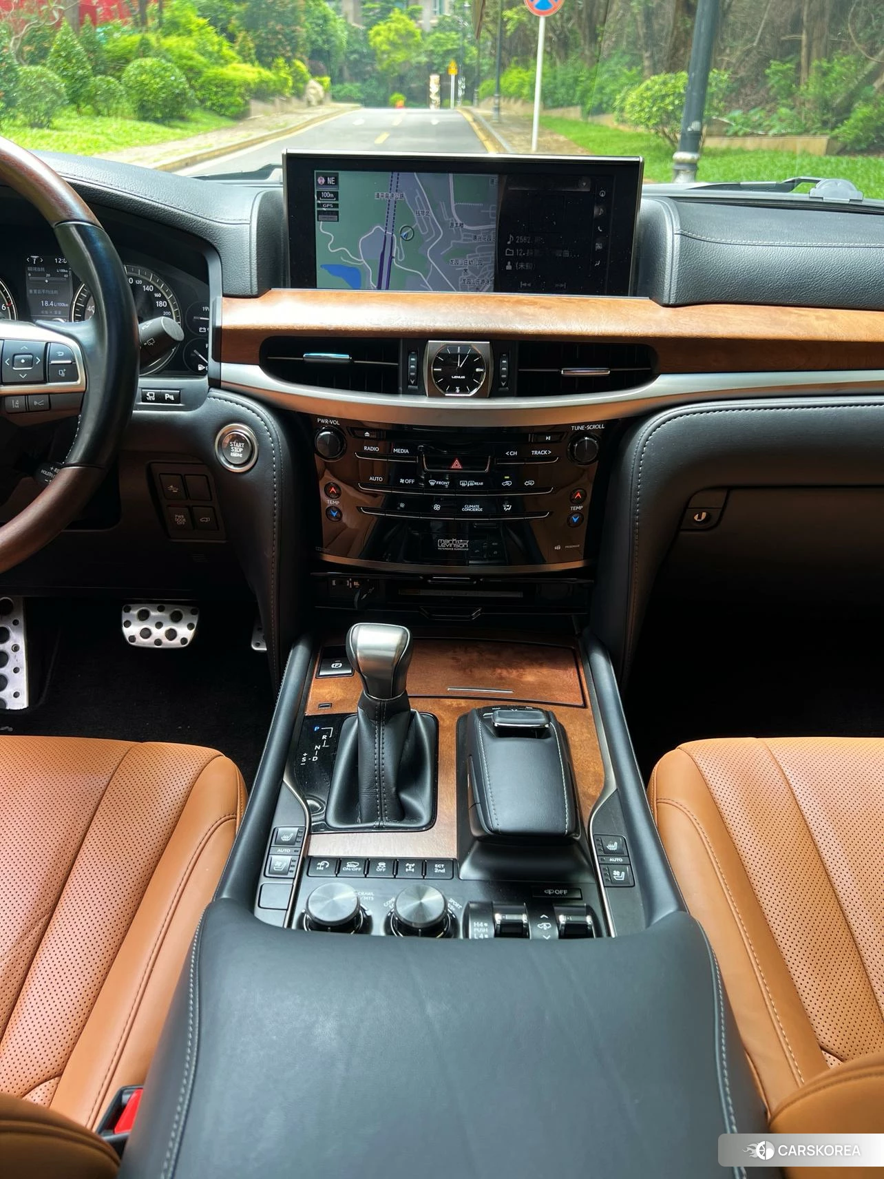 Lexus LX id 4510834 из Китая 16