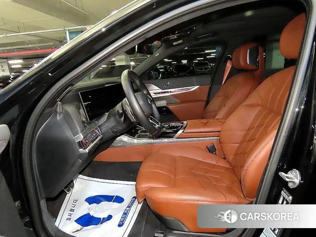 BMW 7 Series (G70) id 4243340 из Кореи 16