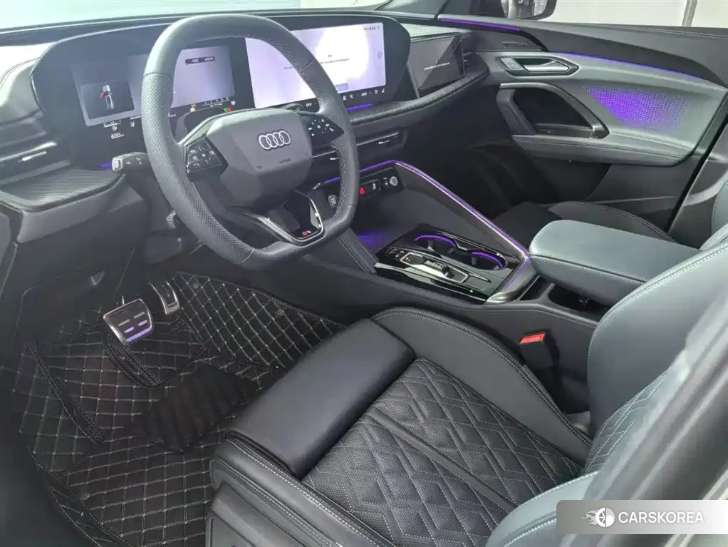 Audi Q5L id 4686152 из Китая 14