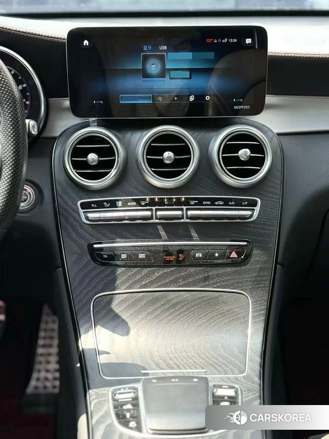 Mercedes-Benz GLC Coupe AMG 2021 Белый из Китая, фото 6