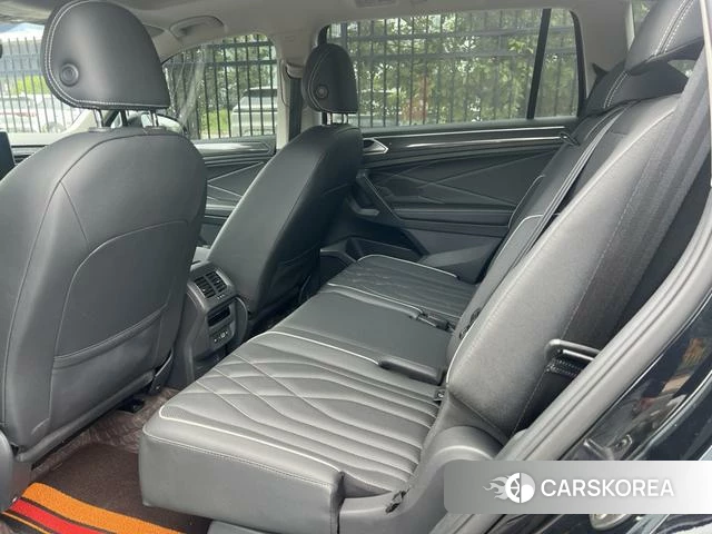 Volkswagen Tiguan L id 4335867 из Китая 21