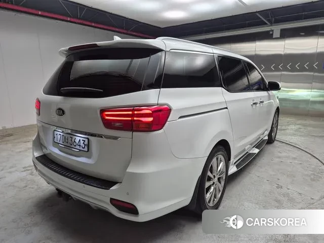 Kia The New Carnival id 3760546 из Кореи 16