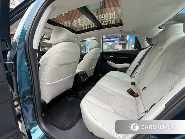Honda Accord PHEV id 4227880 из Китая 27