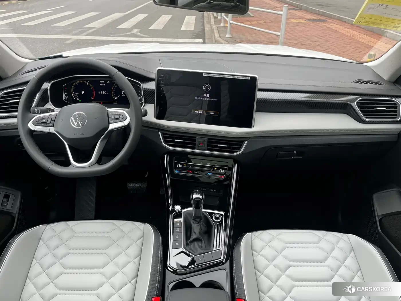 Volkswagen Tayron 2026 Белый из Китая, фото 6