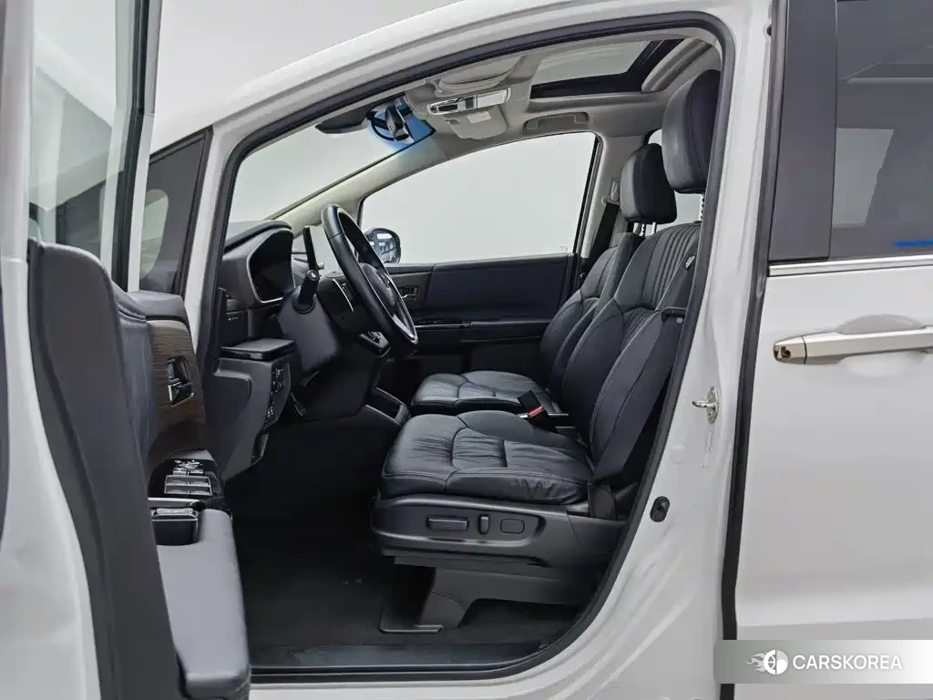 Honda Odyssey id 4686139 из Китая 20