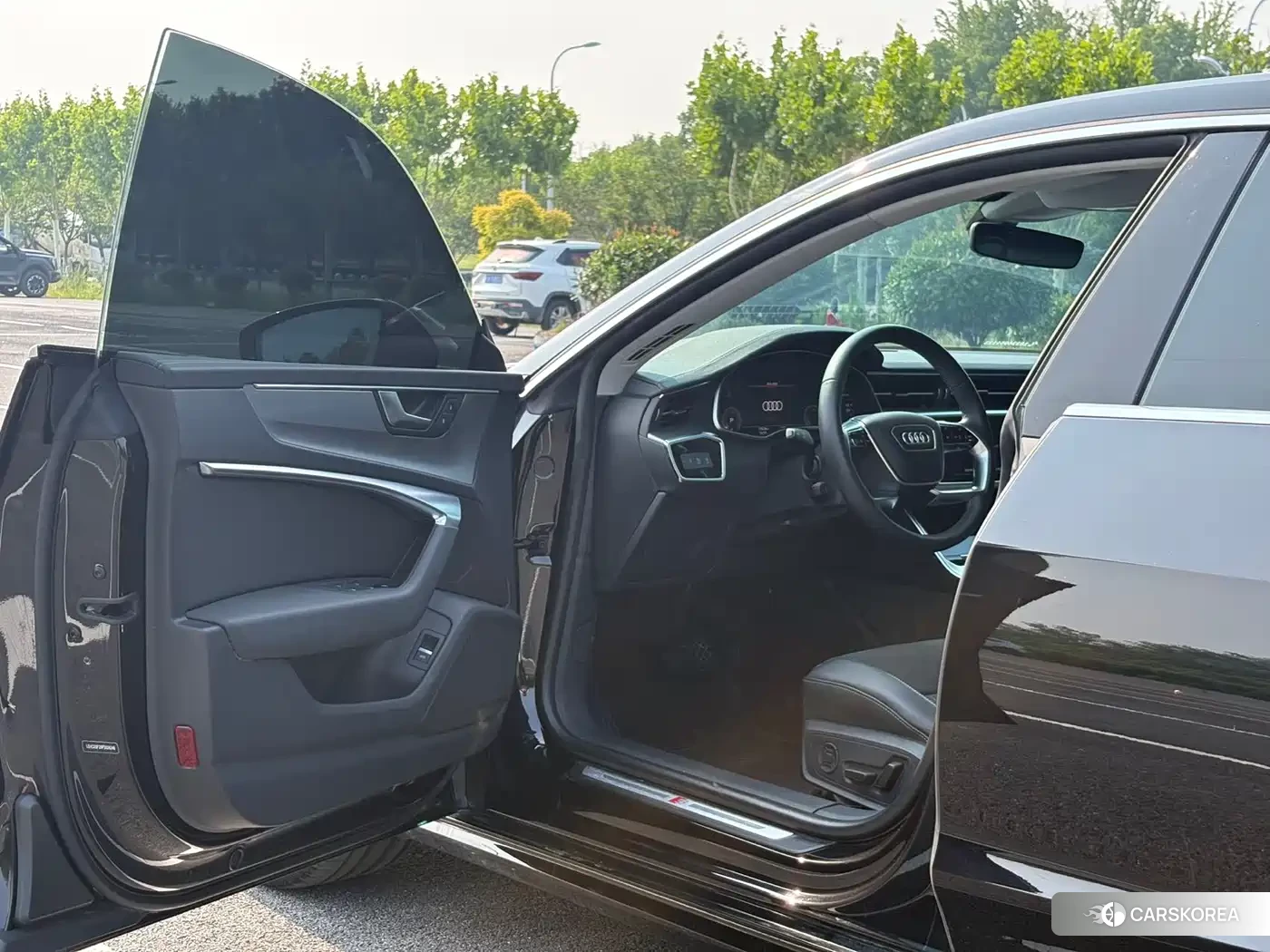 Audi A7L id 4628471 из Китая 13