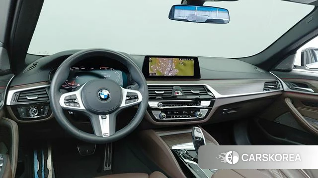 BMW 5 Series (G30) id 4769958 из Кореи 16