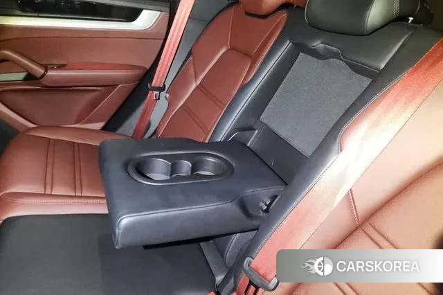 Porsche Cayenne (PO536) 2023 Черный из Кореи, фото 6