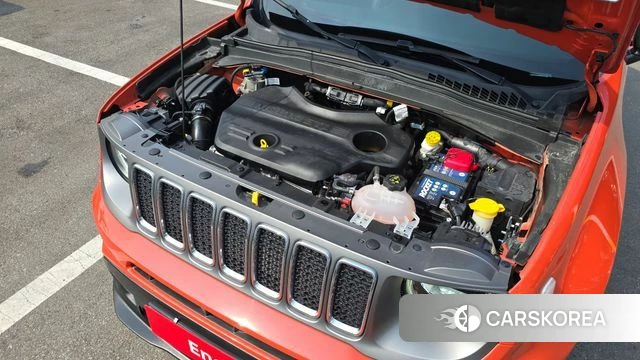 Jeep Renegade id 4530575 из Кореи 30