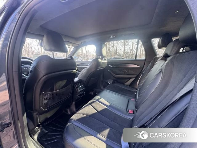 Geely Automobile Xingyue L 2023 Темно-серый из Китая, фото 6