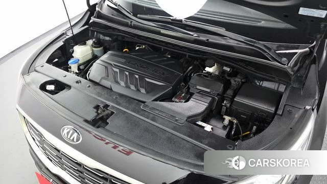 Kia The New Carnival id 3796006 из Кореи 16
