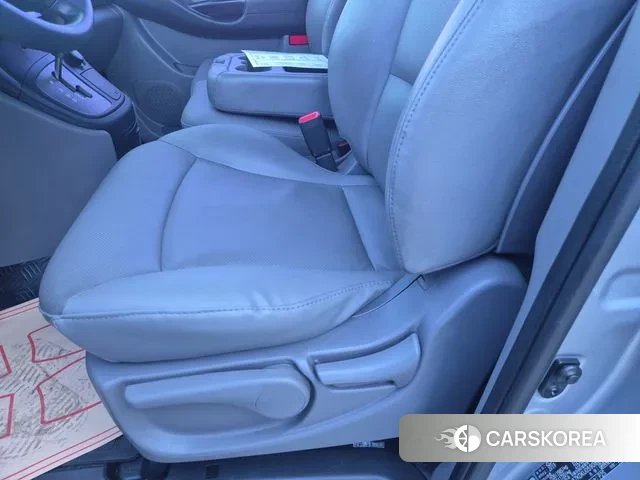 Hyundai The New Grand Starex id 3396782 из Кореи 7