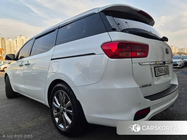 Kia The New Carnival id 4447800 из Кореи 16