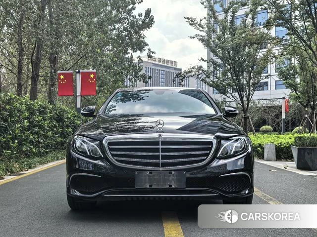 Mercedes-Benz E-class id 3895968 из Китая 6