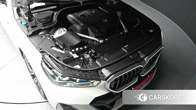 BMW 5 Series (G60) id 4623087 из Кореи 16