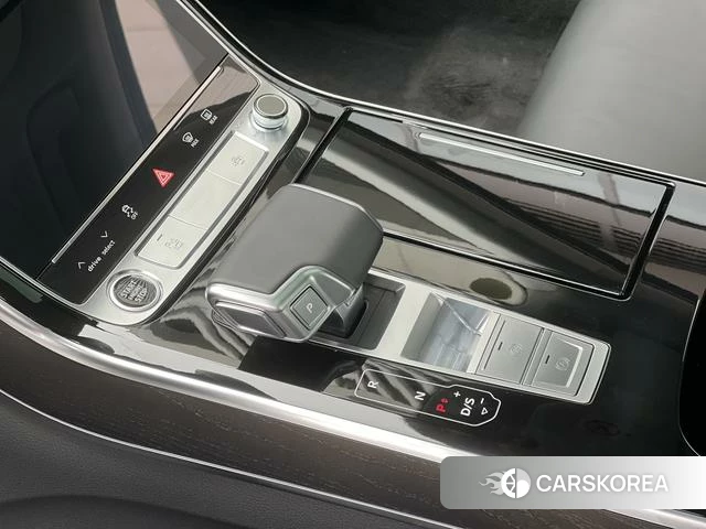 Audi A8 id 4261838 из Китая 10